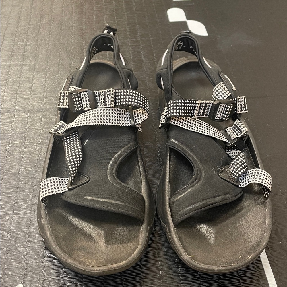 Nike Black and White hiking sandals